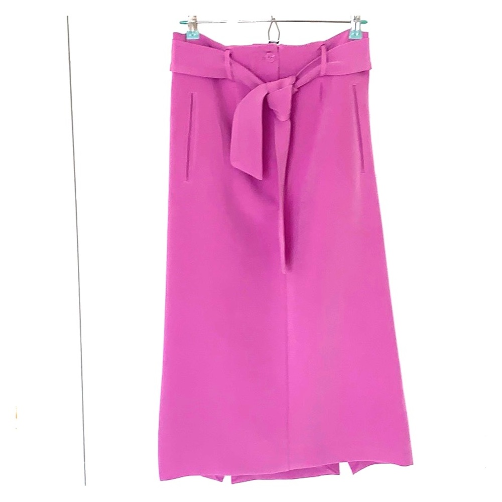 Lavender belted pencil skirt by Eva Mendes